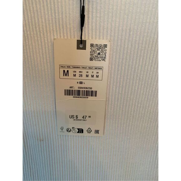 Zara white dress size medium cut out - Picture 5 of 5